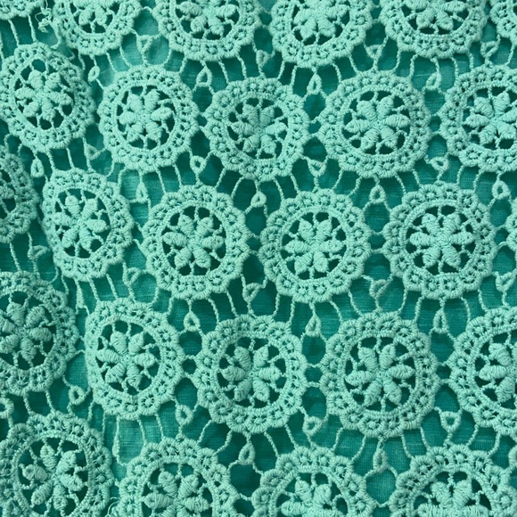 Banana Republic Green Crocheted Sleeveless Top - Picture 4 of 6